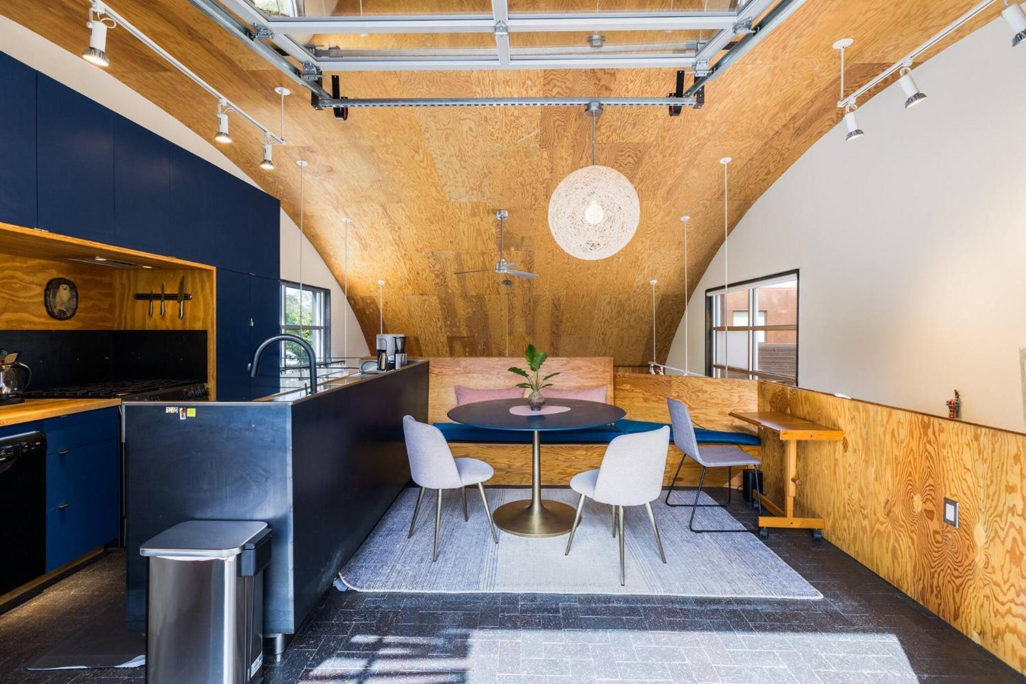 The Grainery: Luminous Quonset Luxury By Cafecito Сasa de vacaciones Santa Fe