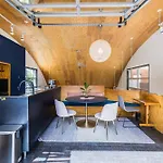 The Grainery: Luminous Quonset Luxury By Cafecito Holiday home Santa Fe