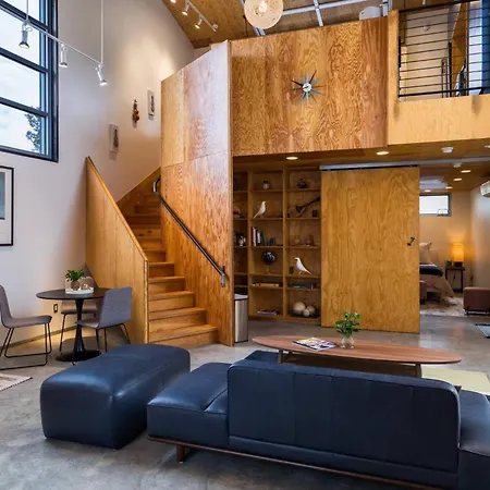 The Grainery: Luminous Quonset Luxury By Cafecito Holiday home Santa Fe